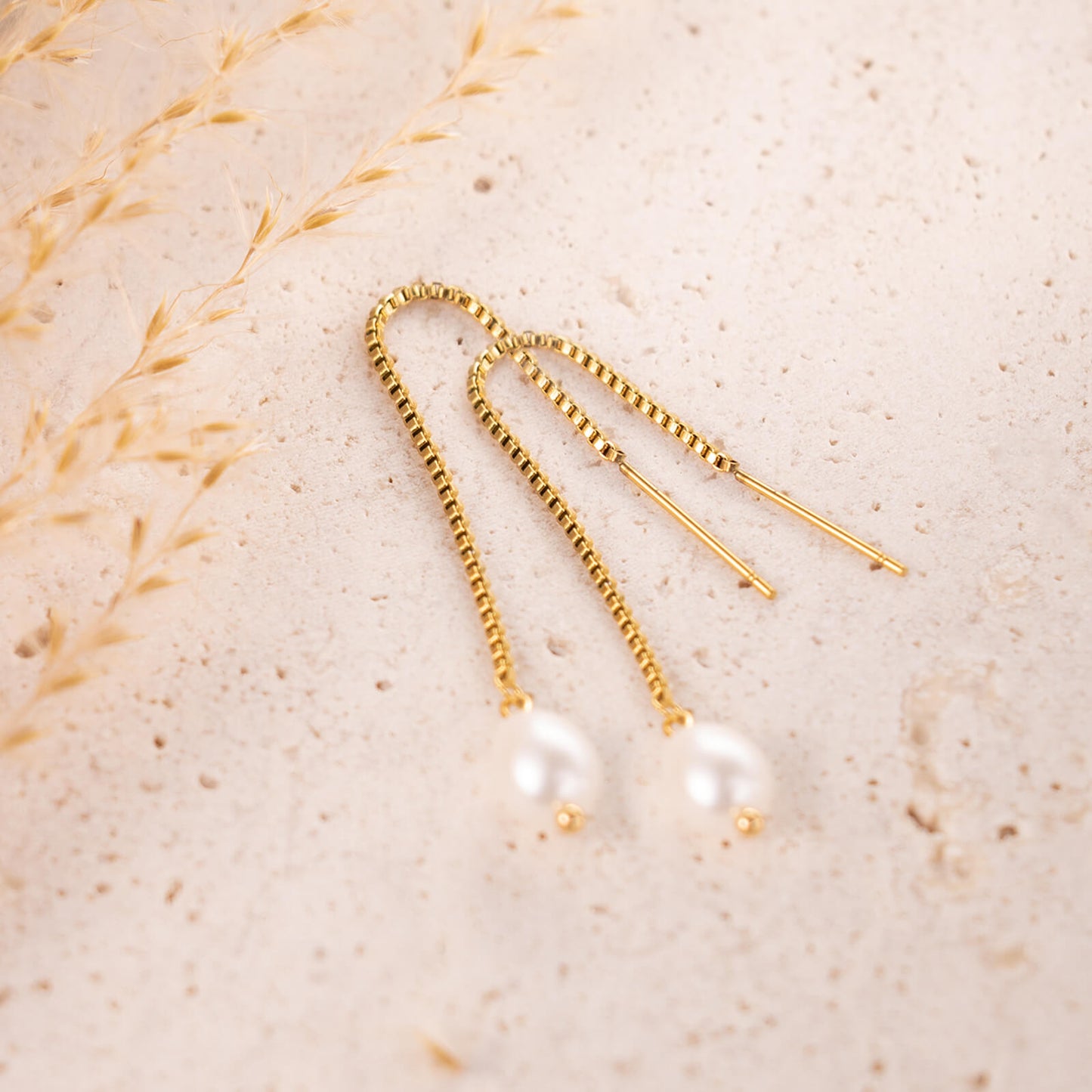 Threader Pearls Earrings